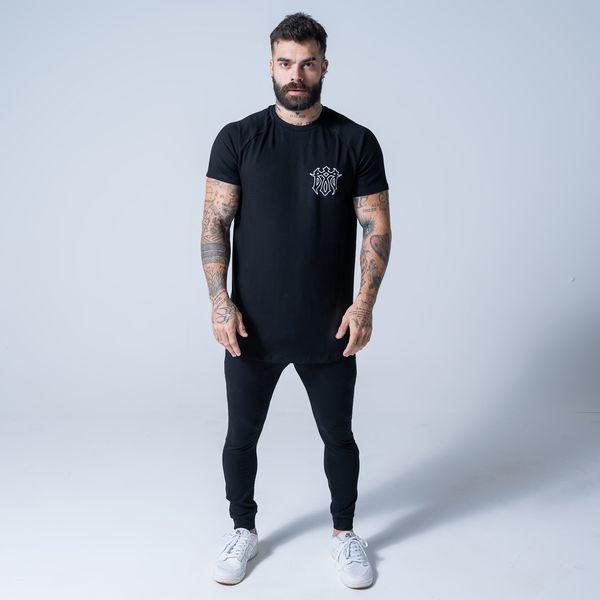 camiseta-raglan-long-monster-preto-masculino-m