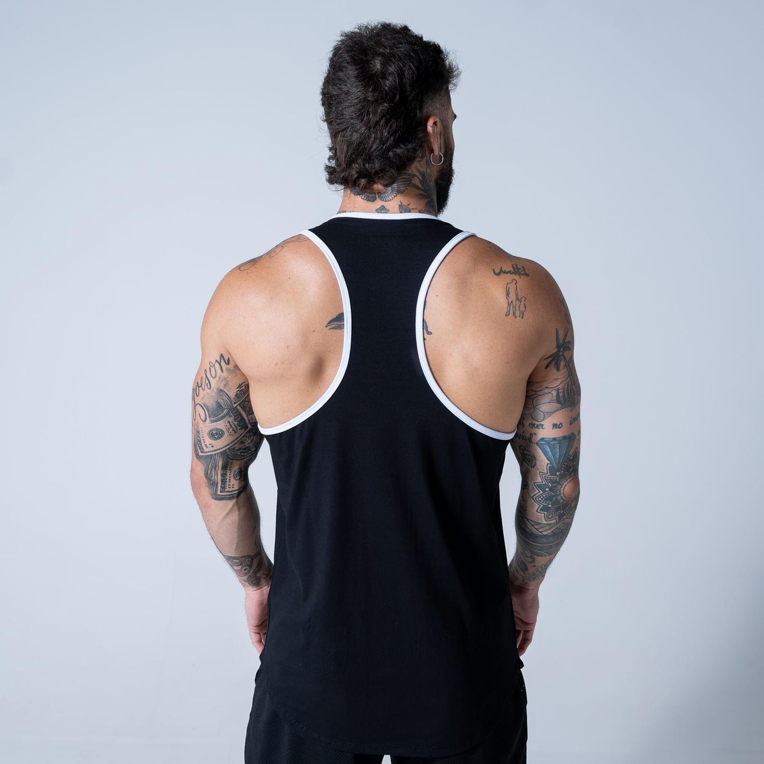 regata-wide-monster-logo-front-preto-masculino-p