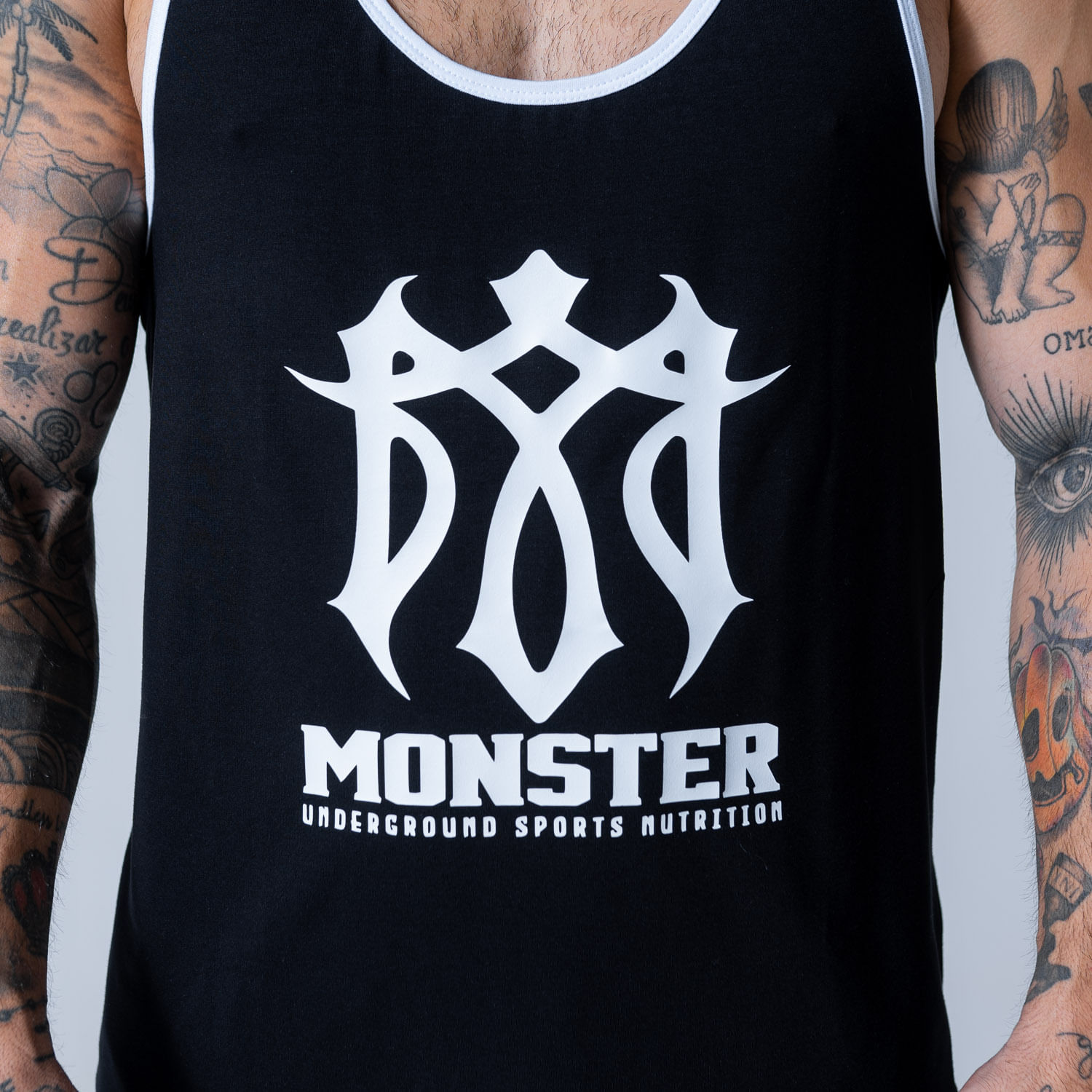 regata-wide-monster-logo-front-preto-masculino-p